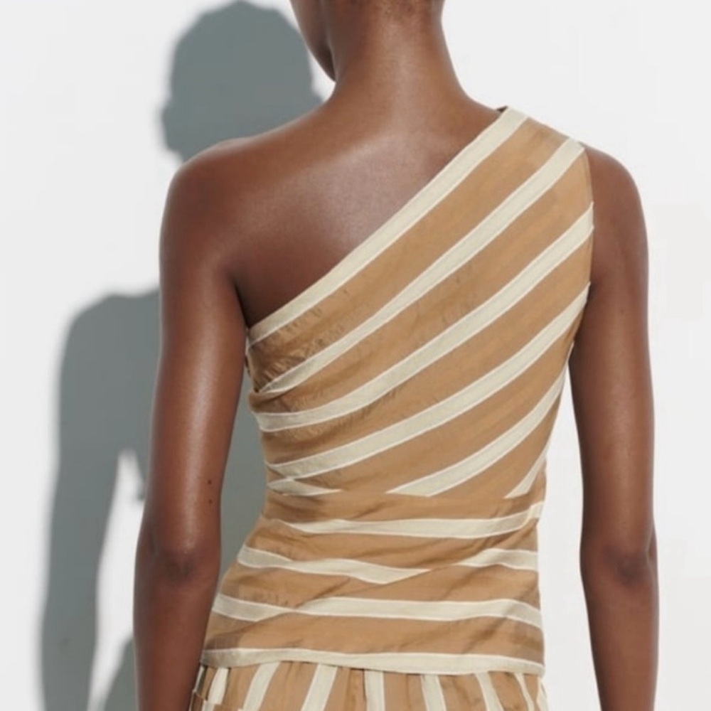 **SOLD** Zara Striped Asymmetric Jacquard Top Toffee Sz Medium - Picture 9 of 9